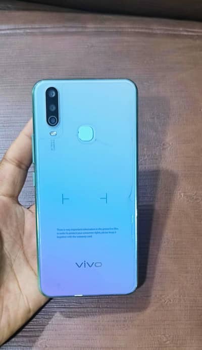 vivo Y17