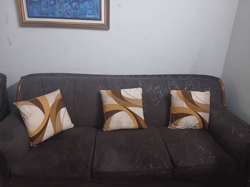 7 Seater sofa 1