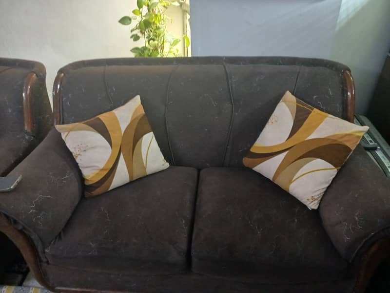 7 Seater sofa 3