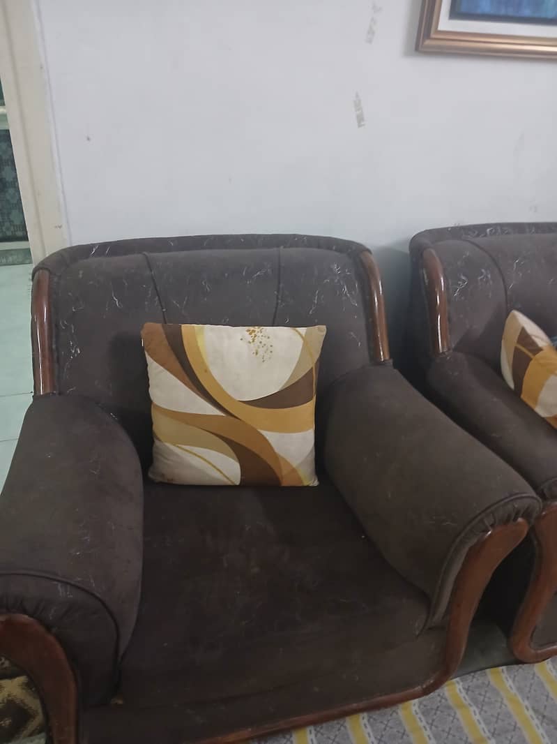 7 Seater sofa 4