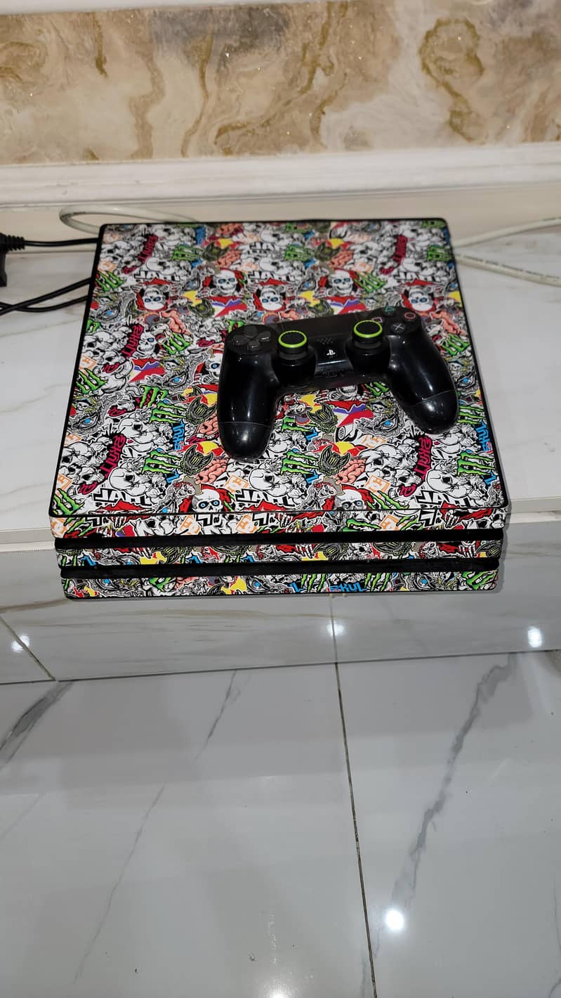 PS4 pro 1TB 0
