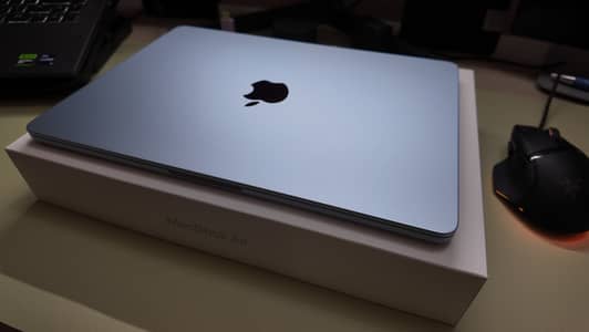 Macbook Air M5 13" 16/512 - New