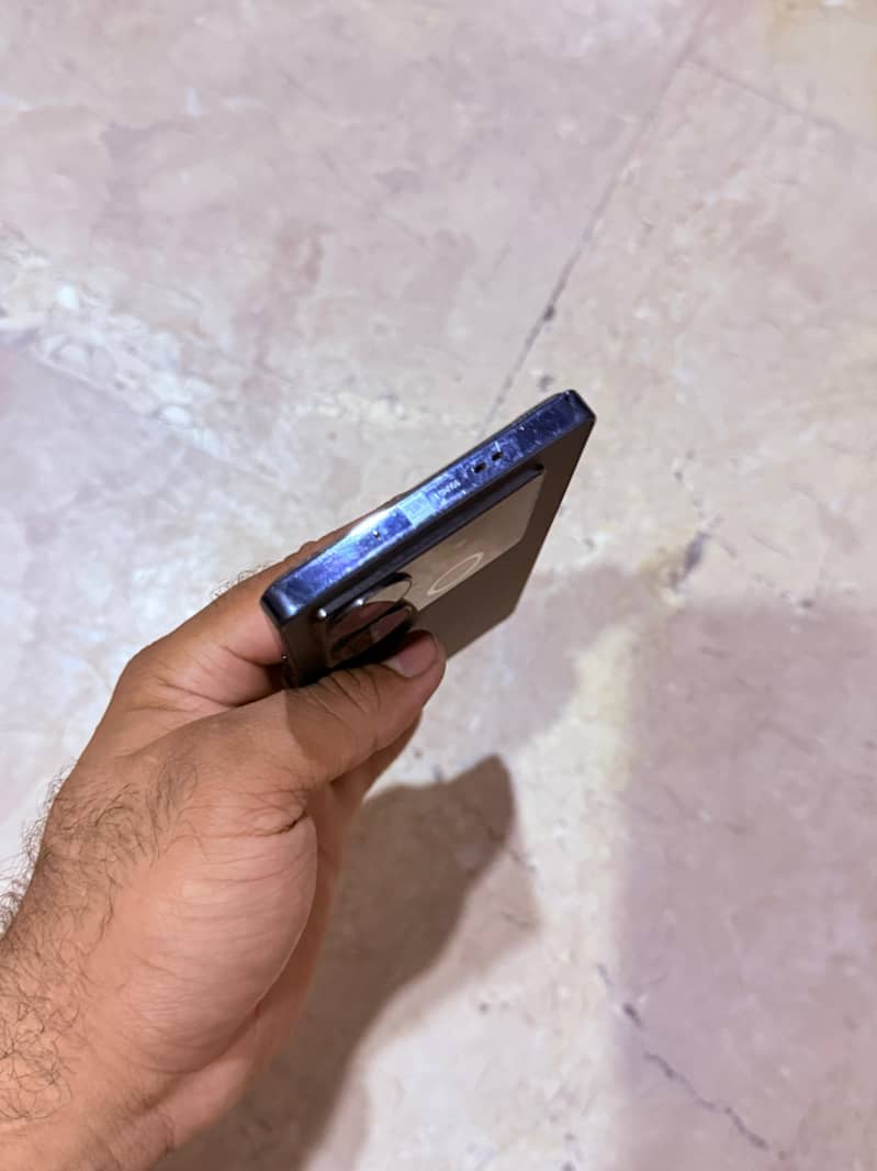 Infinix Note 40 4