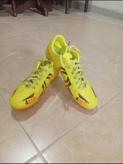 Football studs / Football boots