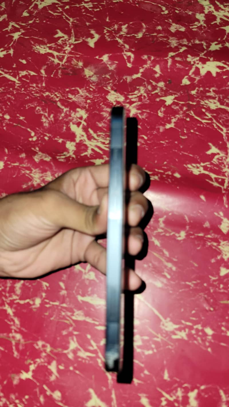 Apple Iphone 13 6