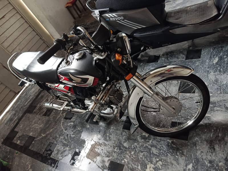 Honda CD-70 3