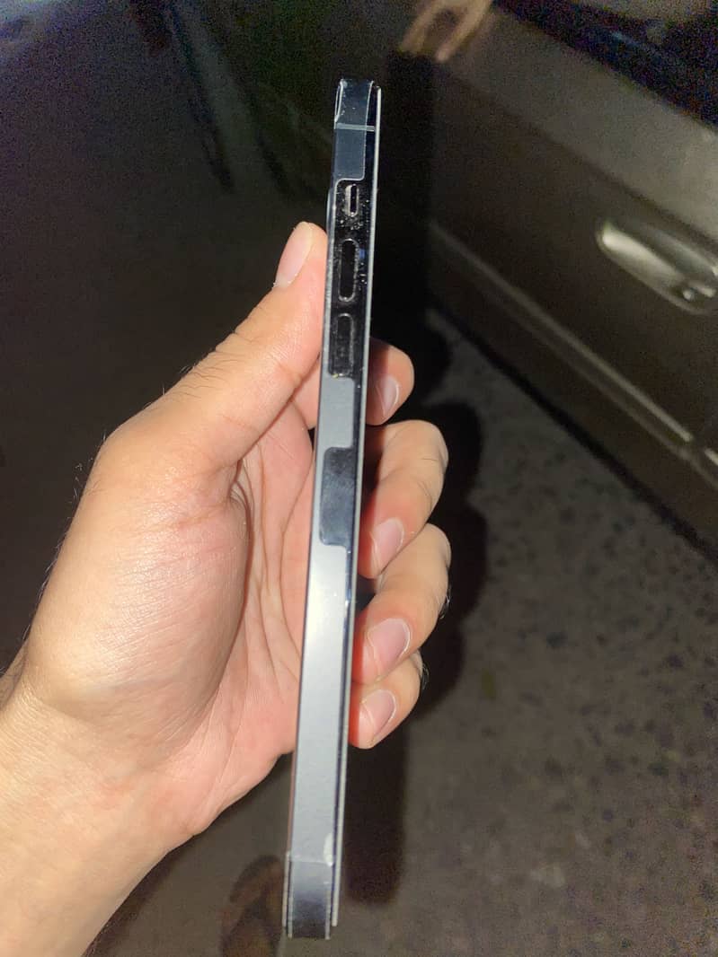 Apple iPhone 14 Pro Max 0