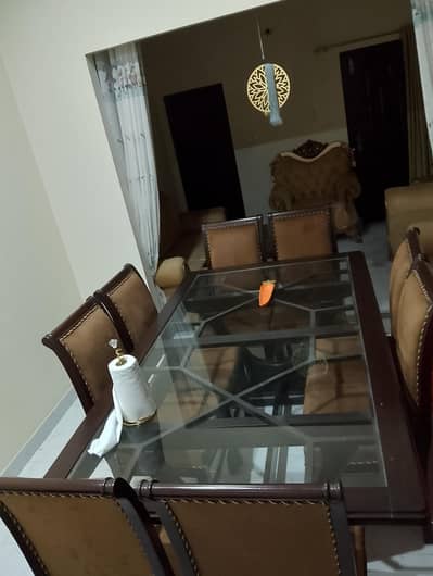 dinning table with 8 chairs