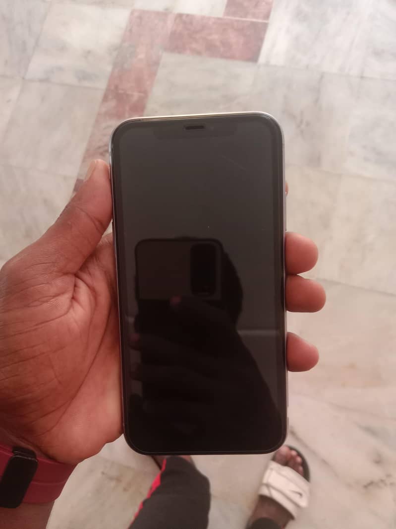 Apple iPhone 11 1