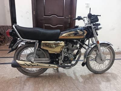 Honda 125 Self Start Golden Edition