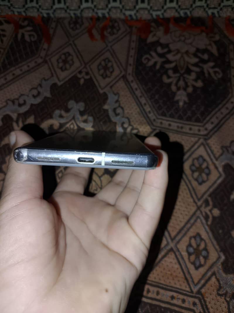 Google Pixel 7 Pro 6
