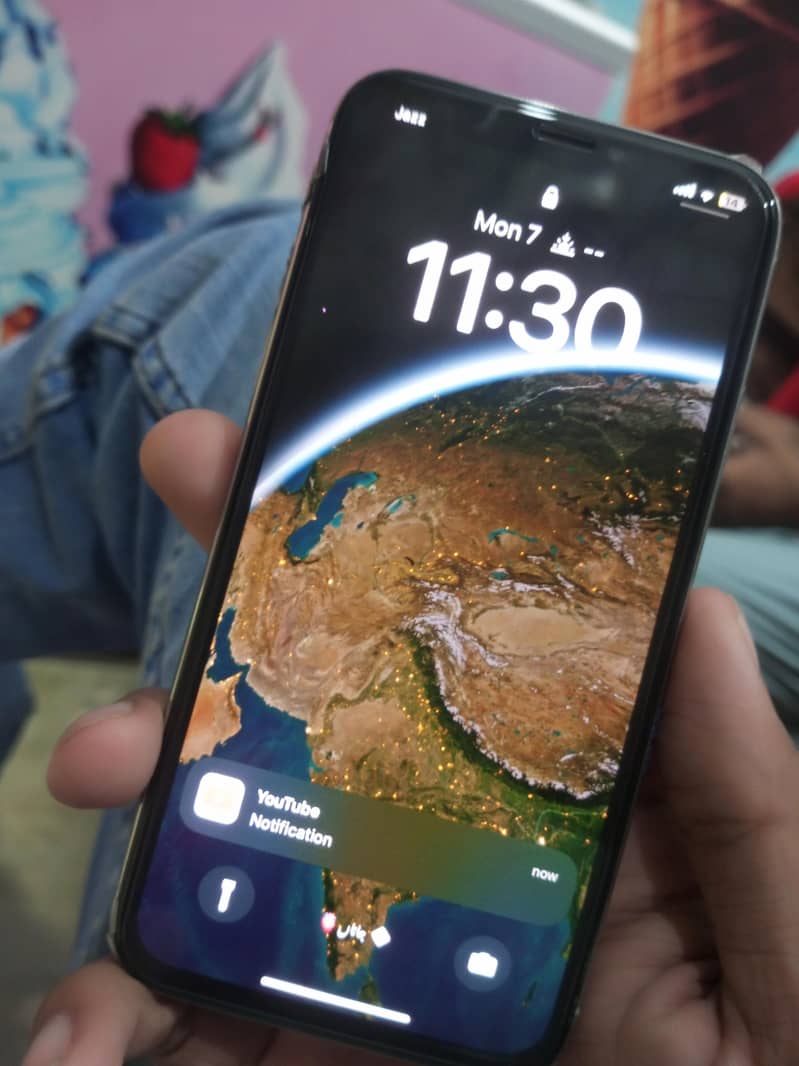 Apple iPhone X 2