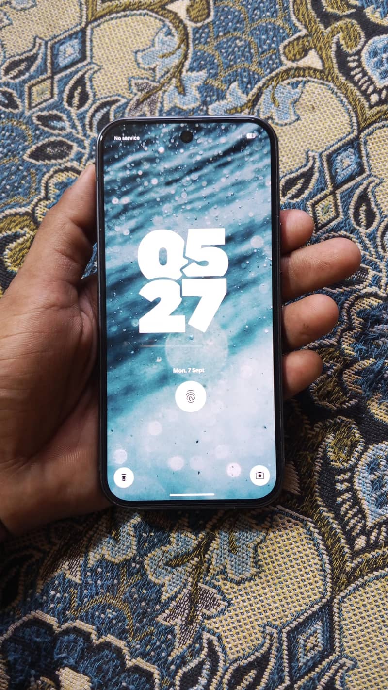 Google Pixel 9 6
