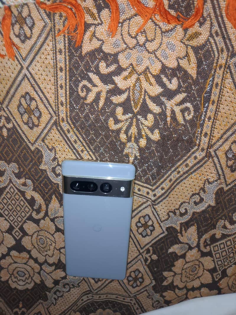 Google Pixel 7 Pro 6