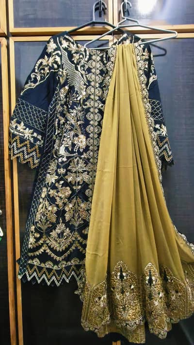Black full embroided front with Heavy border craib doppata