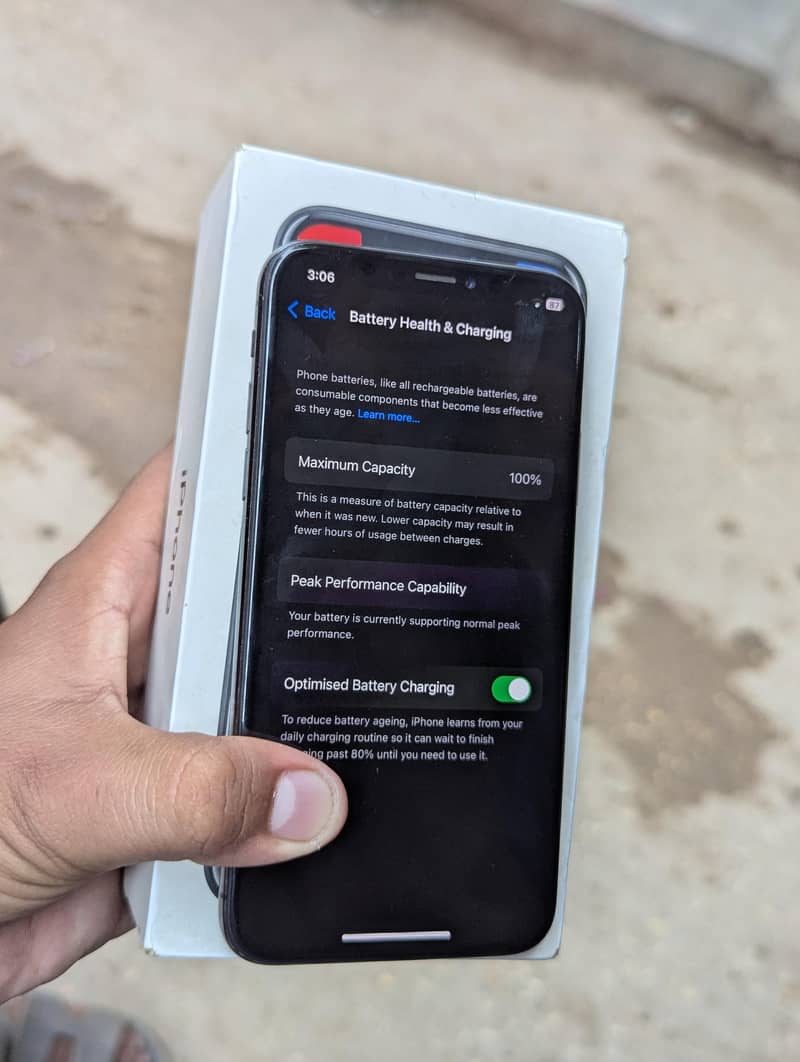 Apple iPhone X 5