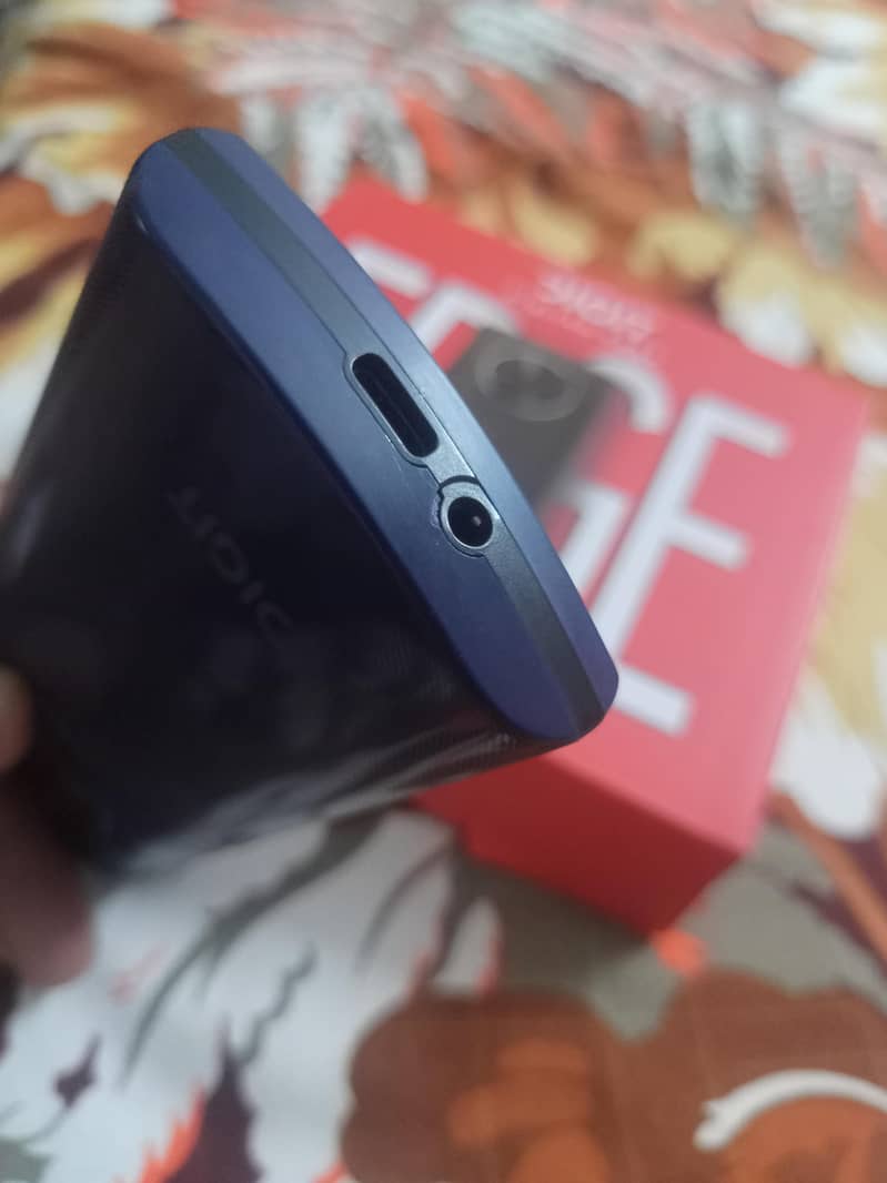 Box open Digit Edge Mobile Touch & Type 4