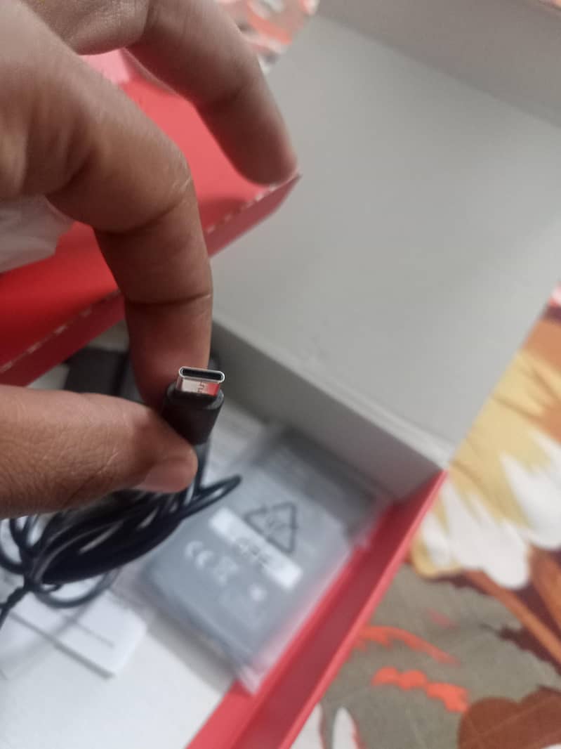 Box open Digit Edge Mobile Touch & Type 5