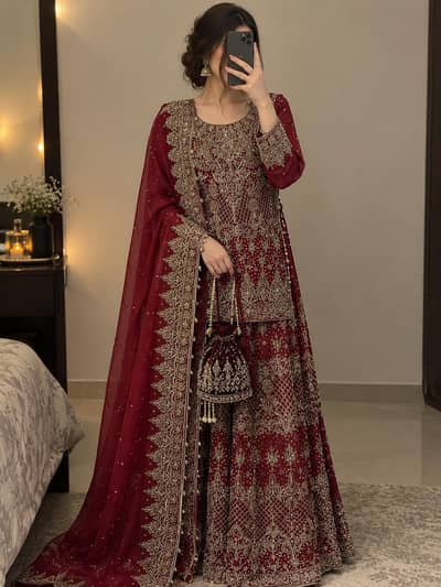 HEAVY BRIDAL RED LEHNGA FOR SALE