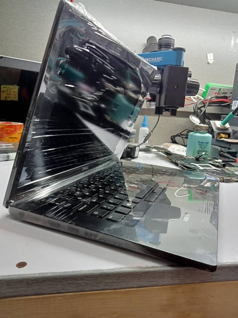 Dell Latitude E7490 3