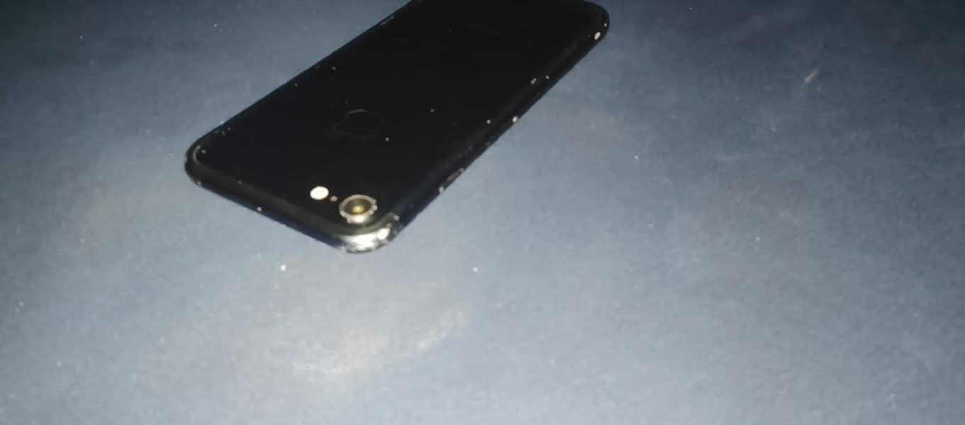 Apple iPhone 7 1