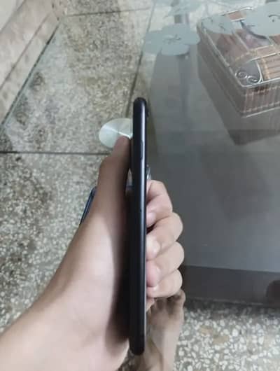 Apple iPhone 7