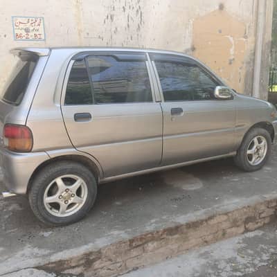 Daihatsu Cuore 2003