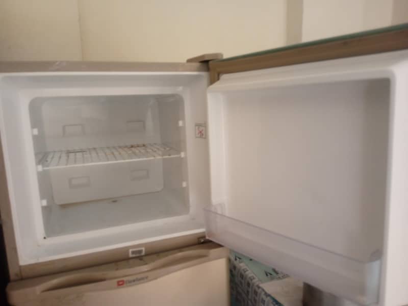 Dawlance mini fridge 4