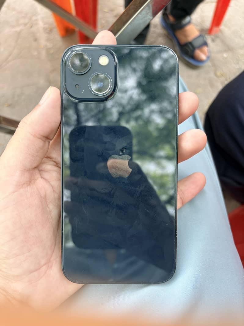 Apple iPhone 13 3