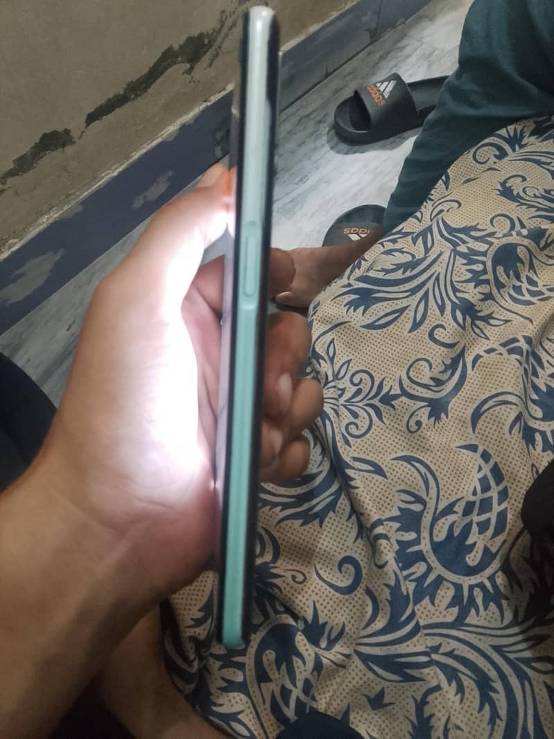 OPPO A52 3