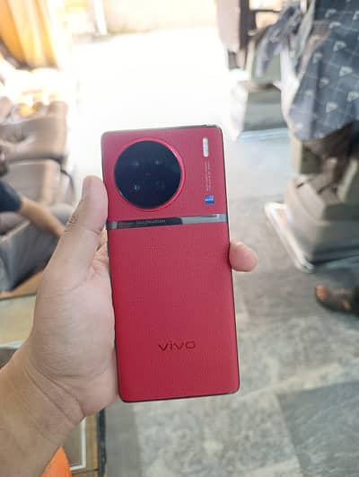Vivo X90s