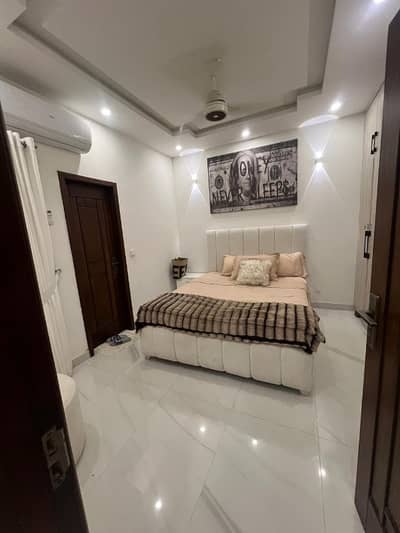 SINGLE BED FULL FURNISHED APARTMENT FOR RENT IN LAKE CITY MEADOWS EX STATE LIFE SOCIETY PHASE 1