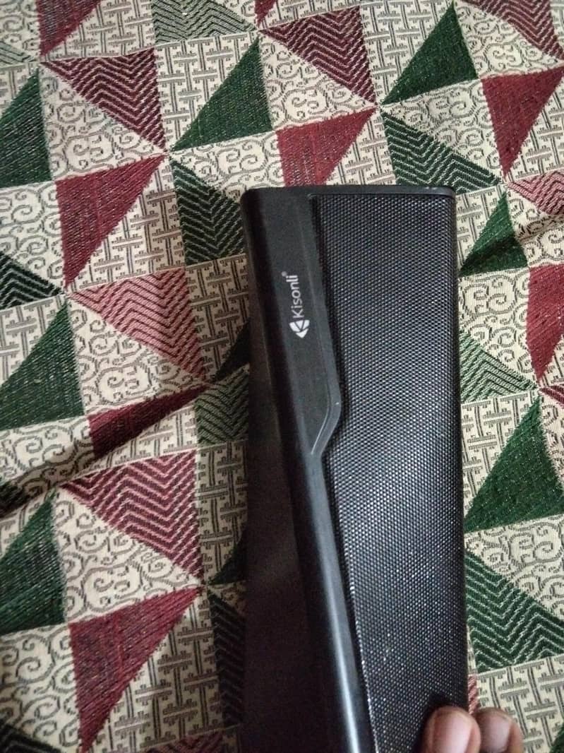 speaker 0