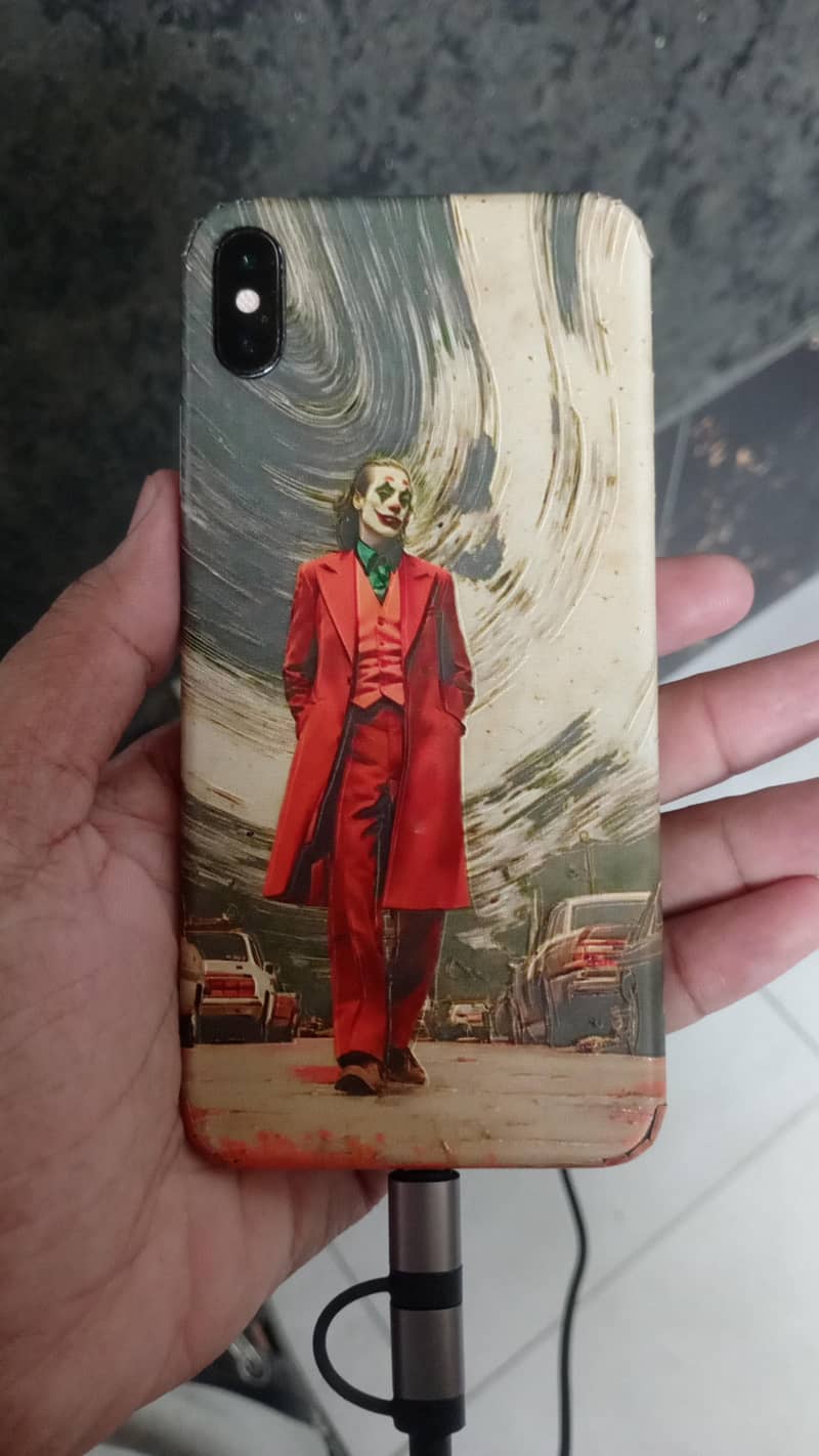 iPhone XS Max 0