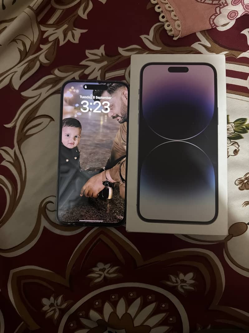 iPhone 14 Pro Max 0