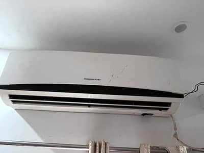non inverter AC