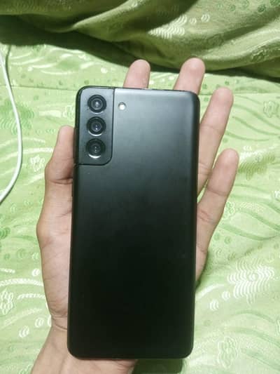 Samsung Mobile S21 Plus  Lines 8/256 8K recording Non pta Exchangehave