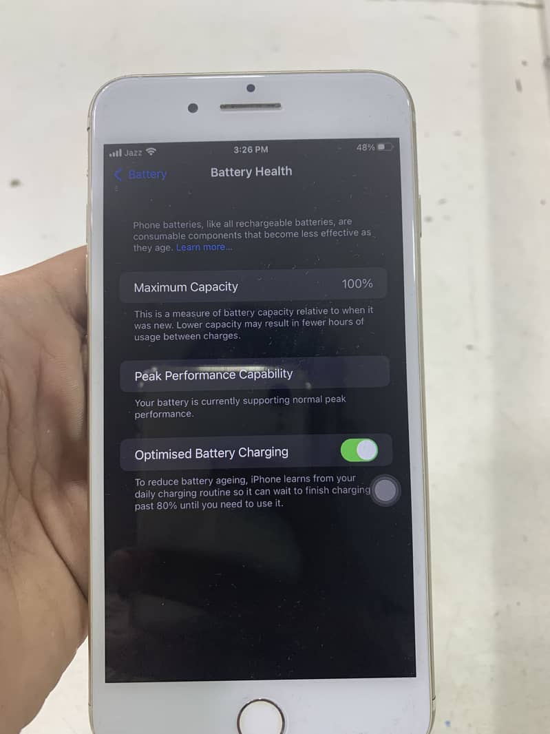 Apple iPhone 7 Plus 5