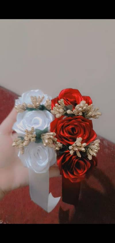 Artificial flowers Gajry Available