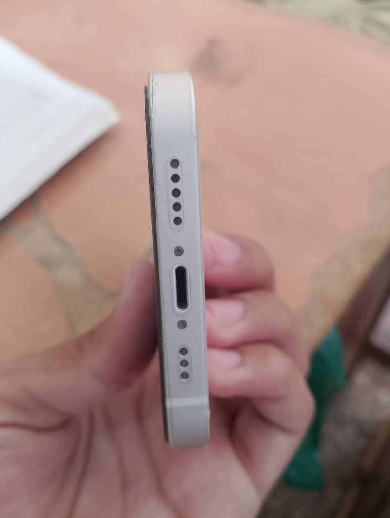 Apple iPhone 12 2