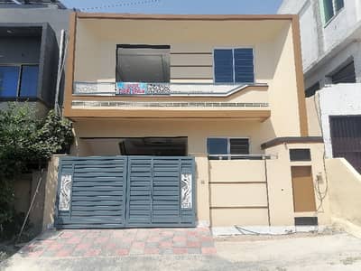 In Airport Housing Society 1250 Square Feet House For sale