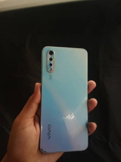 Vivo S1 (indisplayfinger)