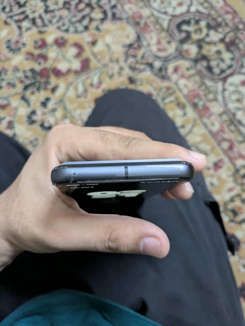 Google Pixel 8 2