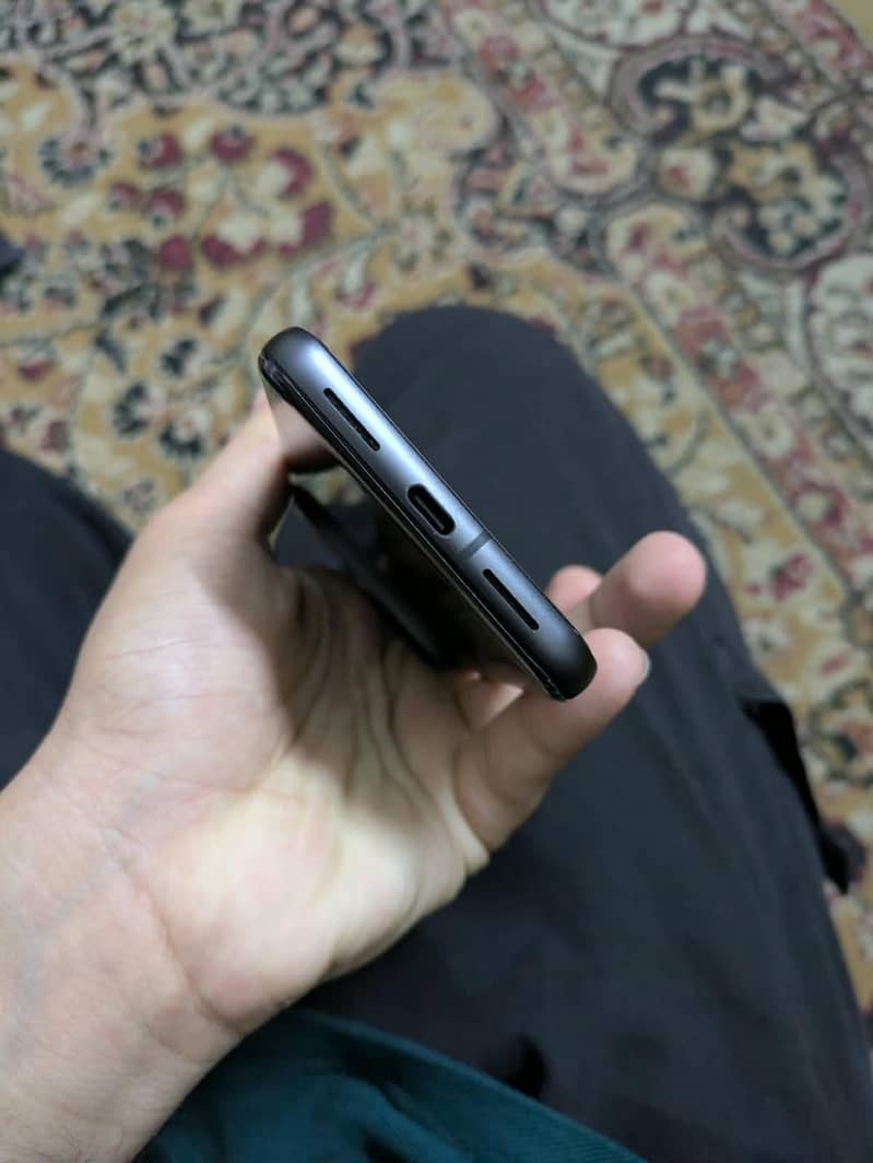 Google Pixel 8 3