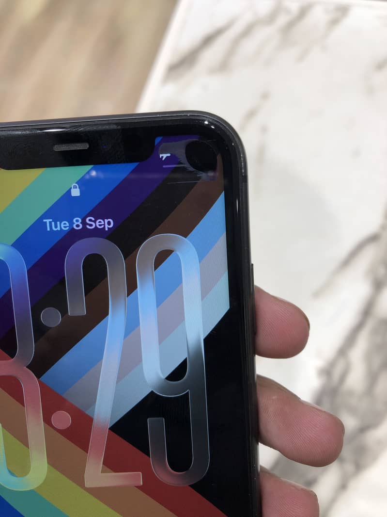 Apple iPhone 11 6