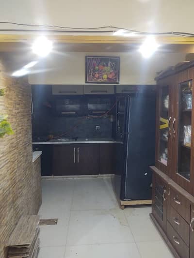 A Spacious 1800 Square Feet Flat In DHA Phase 5