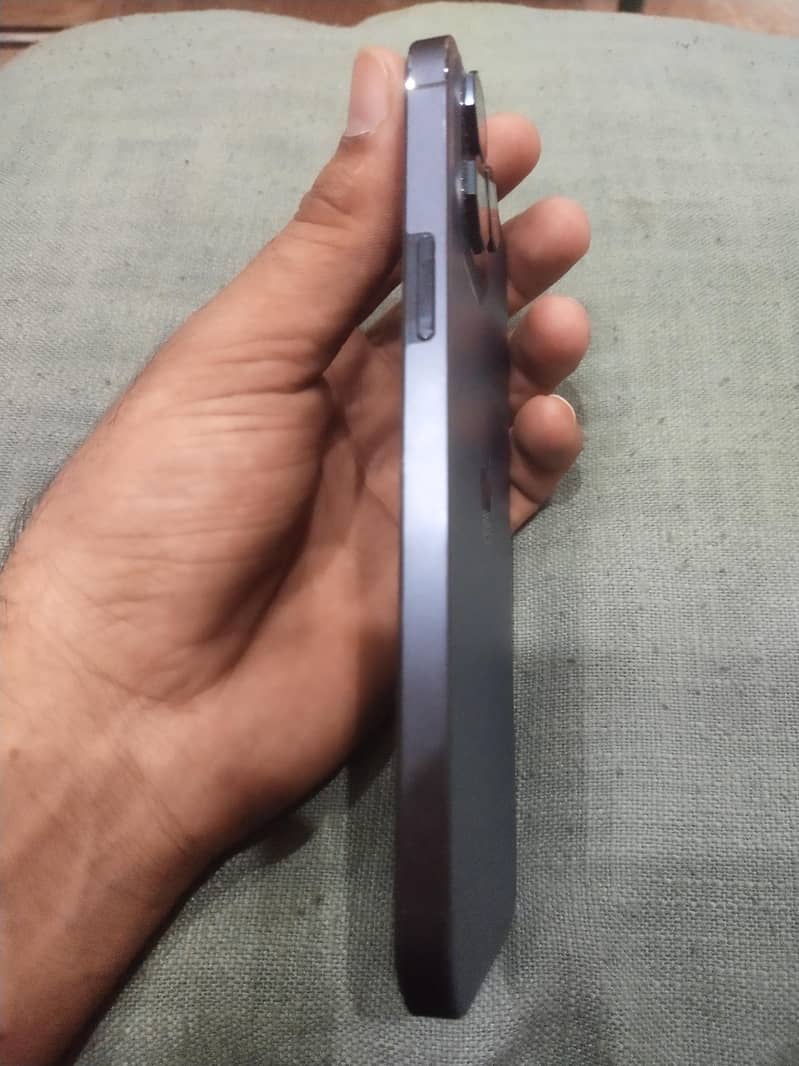 Apple iPhone 12 Pro Max 2
