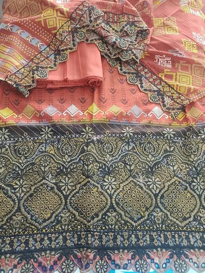3 piece lawn suit embroidery work it is so beautiful