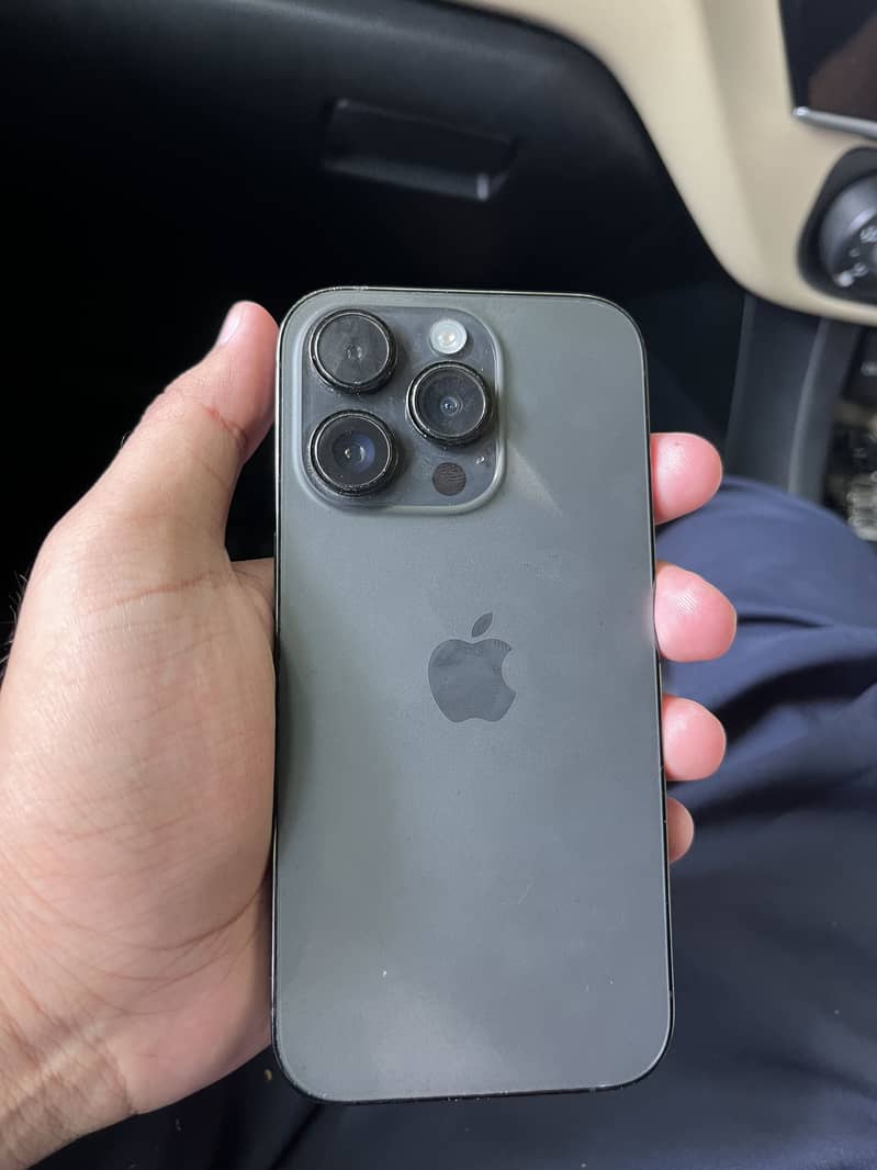 Apple iPhone 14 Pro 2