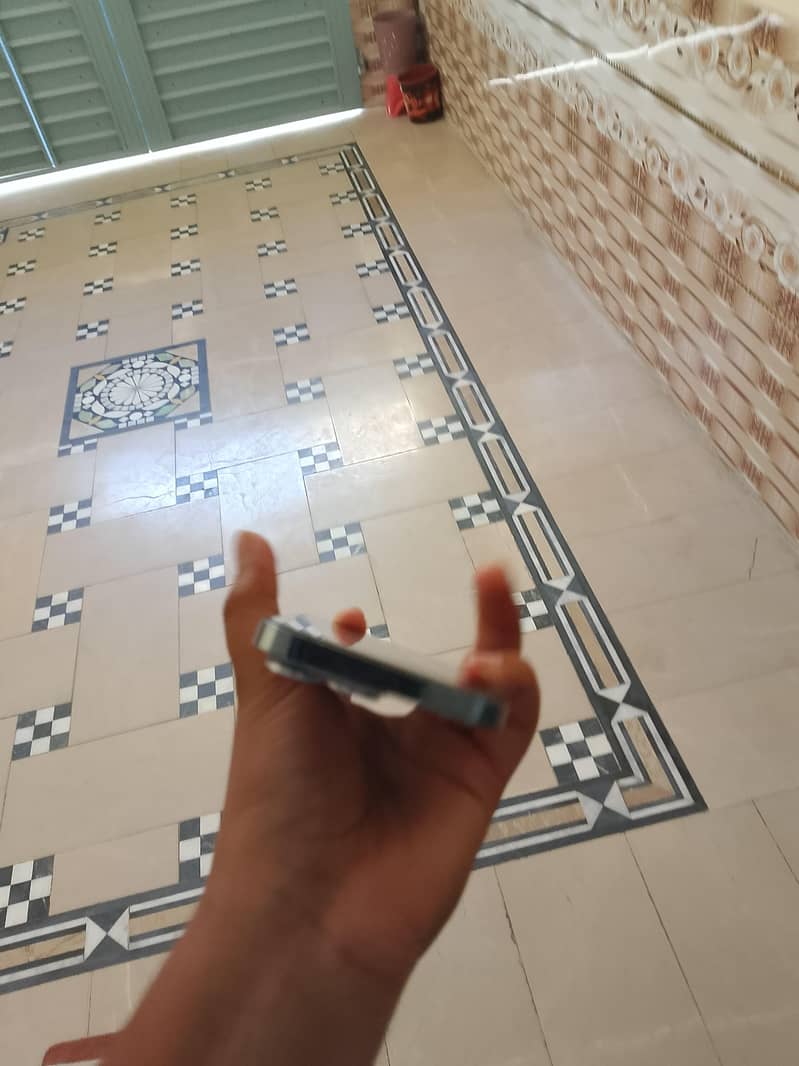 Apple iPhone 13 pro 7